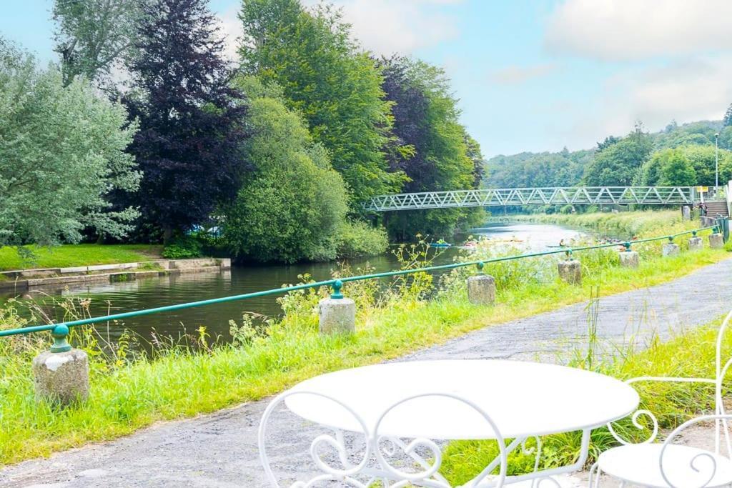 Les Berges De L'Oust Apartment Malestroit Екстериор снимка
